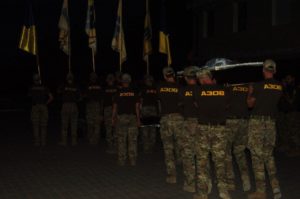 В ПОЛКУ АЗОВ ПОПРОЩАЛИСЯ З ПОБРАТИМОМ ВАТСОНОМ, ЯКИЙ ГЕРОЇЧНО ЗАГИНУВ, РЯТУЮЧИ ЛЮДИНУ