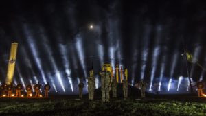 НАВІКИ В СТРОЮ: ПОЛК АЗОВ ВШАНУВАВ ЗАГИБЛИХ БІЙЦІВ ПІДРОЗДІЛУ МІСТЕРІЄЮ