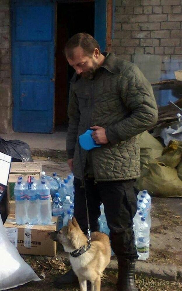 Азов Акеда с собакой Лис