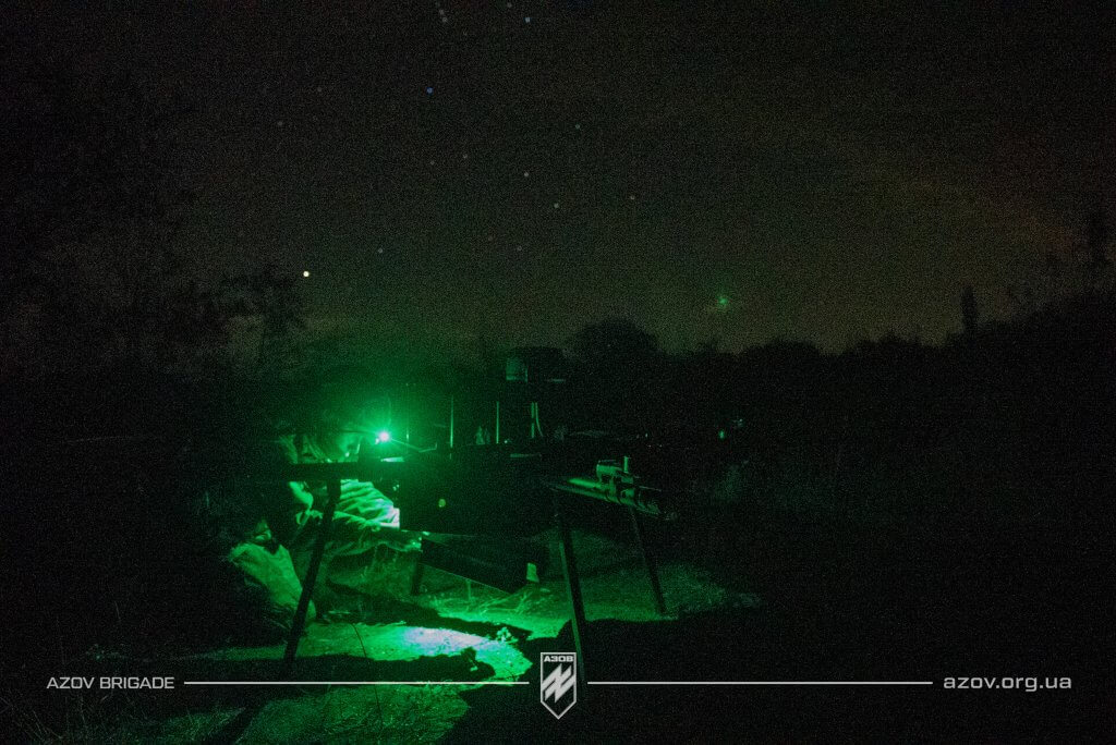 Робота операторів ударного бомбера Heavy Shot 12-ої бригади спеціального призначення «Азов» на Торецькому напрямку