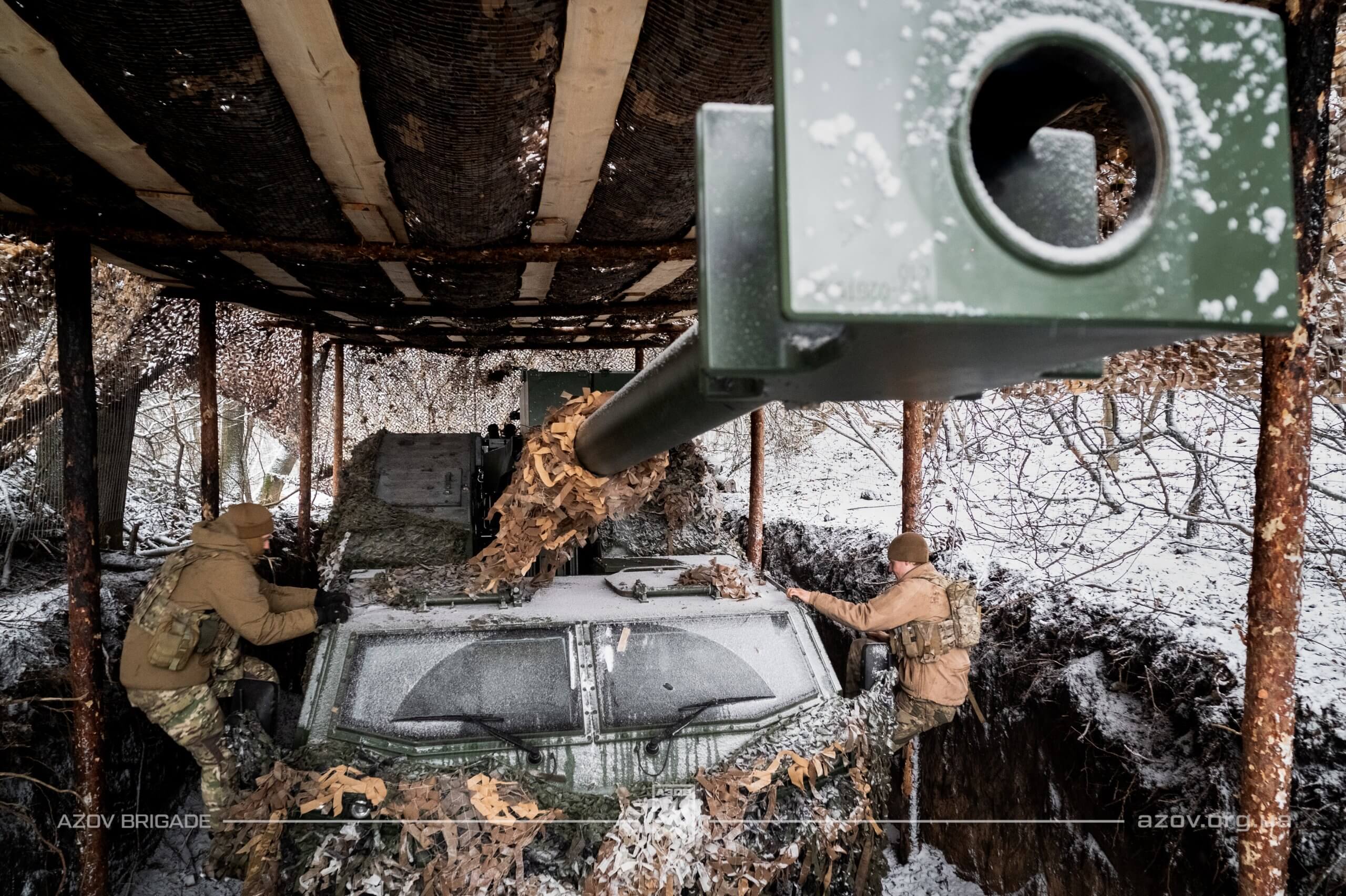 Найновіша зброя 12-ої бригади «Азов», 155-мм чеська САУ DITA вже активно працює по окупантам на Торецькому напрямку. 