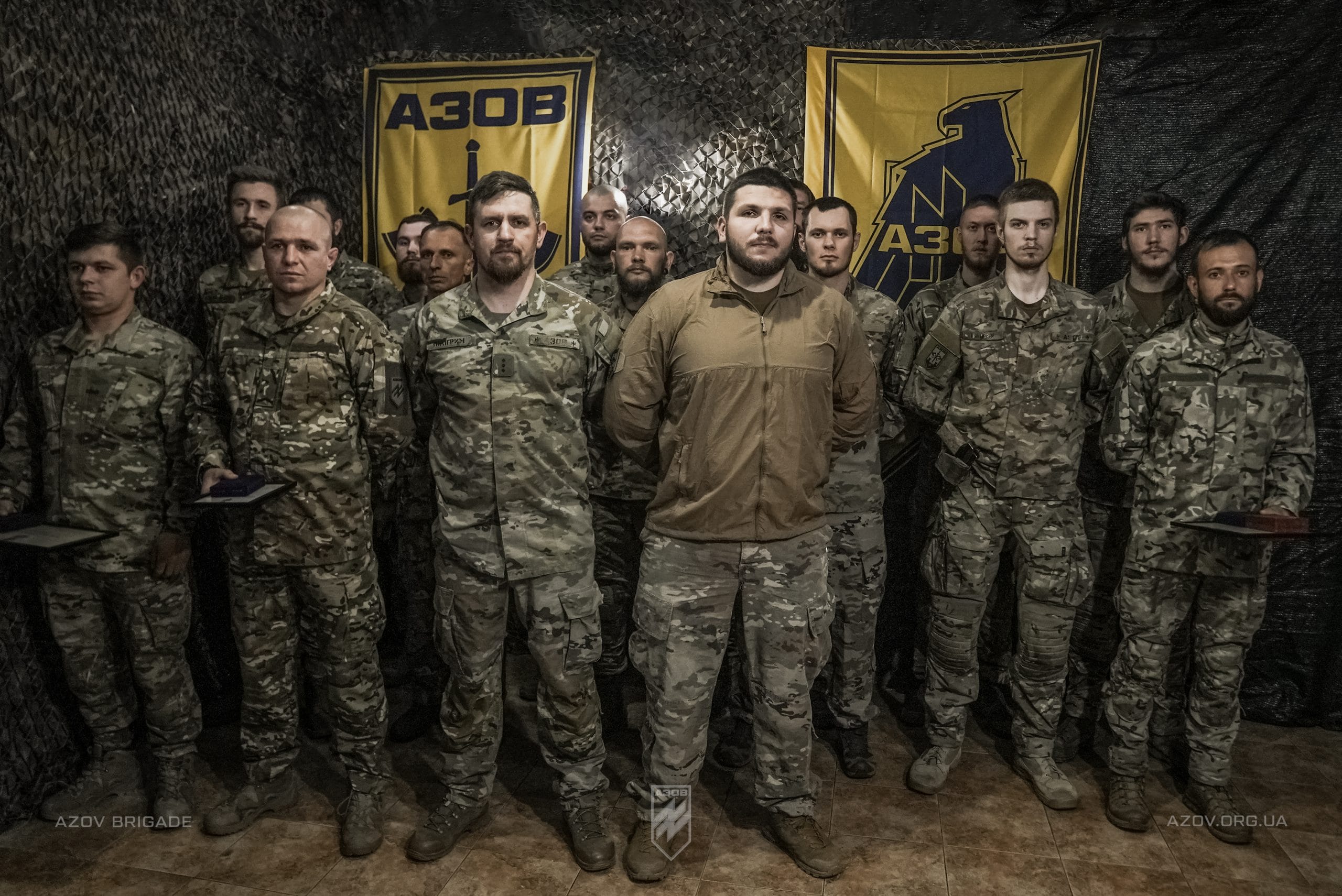 Бійці батальйону сил підтримки 12-ої бригади «Азов» отримали знаки розрізнення бригади і підрозділу.